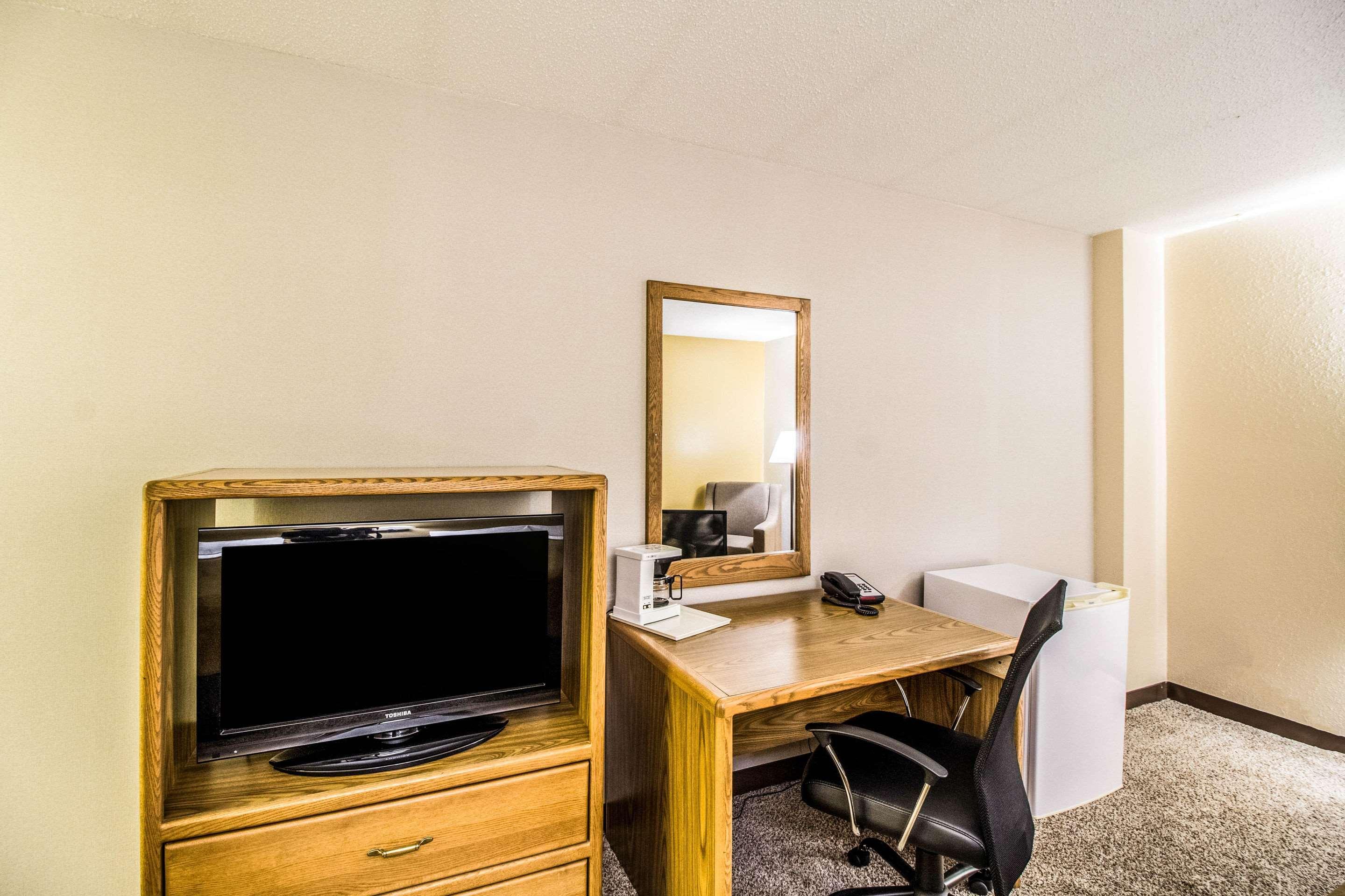 Econo Lodge - Valley City מראה חיצוני תמונה