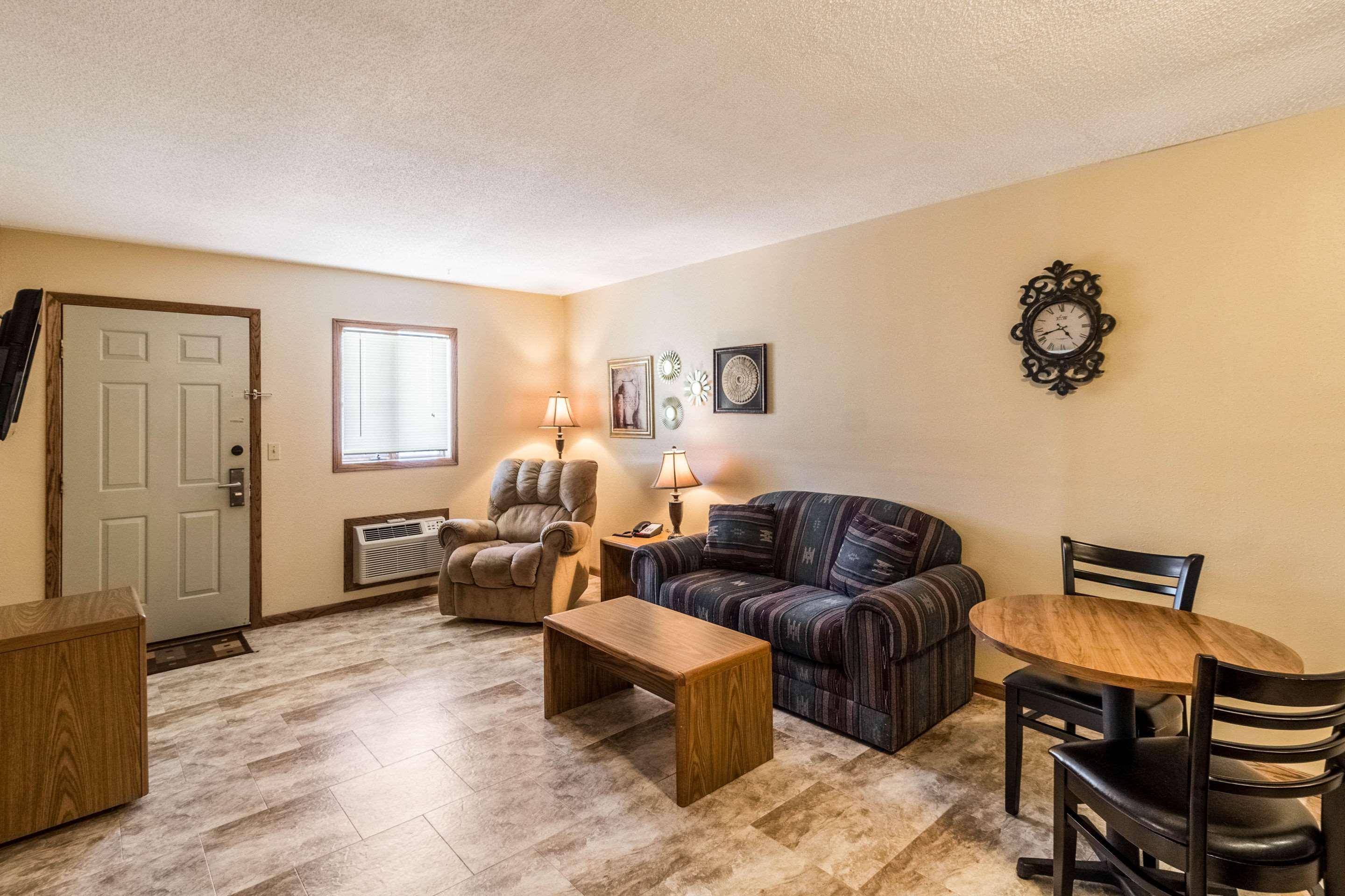 Econo Lodge - Valley City מראה חיצוני תמונה