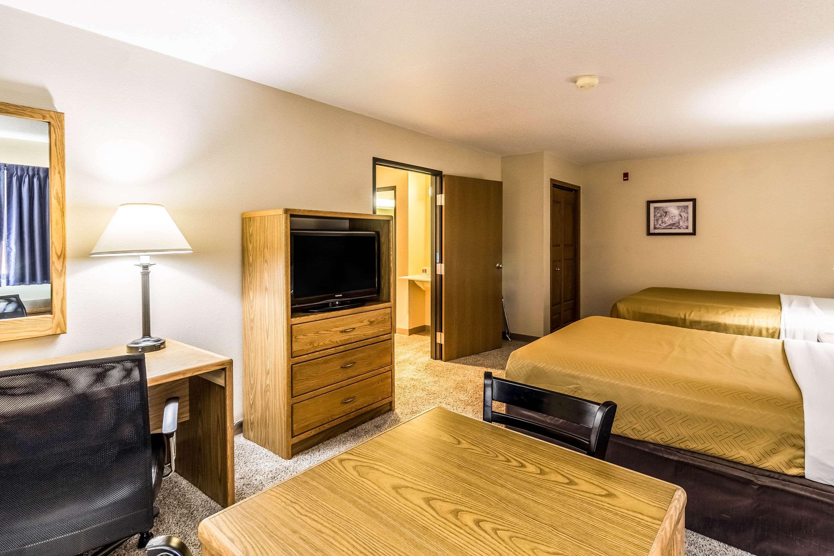 Econo Lodge - Valley City מראה חיצוני תמונה