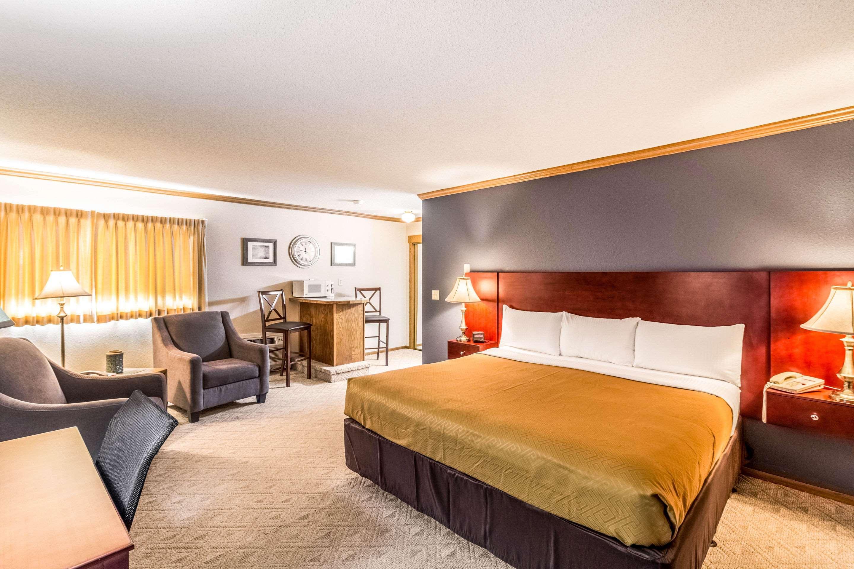 Econo Lodge - Valley City מראה חיצוני תמונה