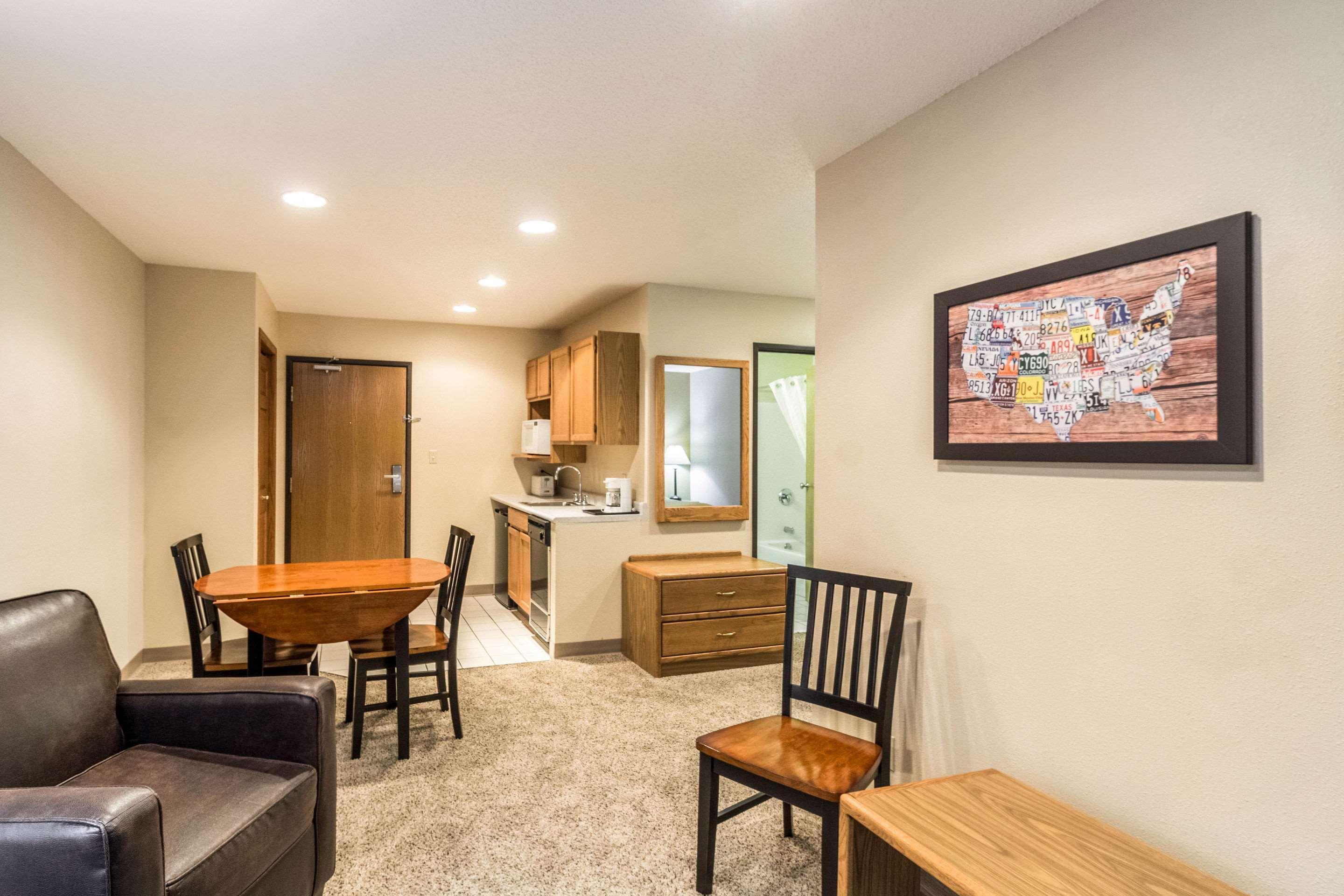 Econo Lodge - Valley City מראה חיצוני תמונה