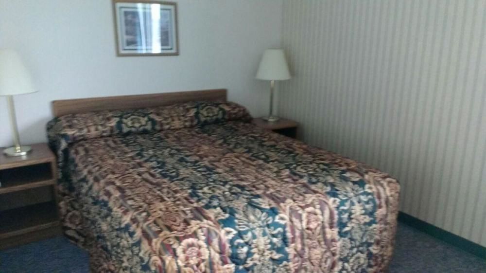 Econo Lodge - Valley City מראה חיצוני תמונה