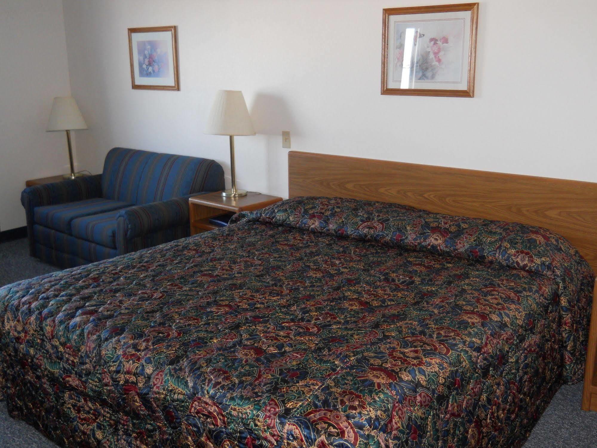 Econo Lodge - Valley City מראה חיצוני תמונה