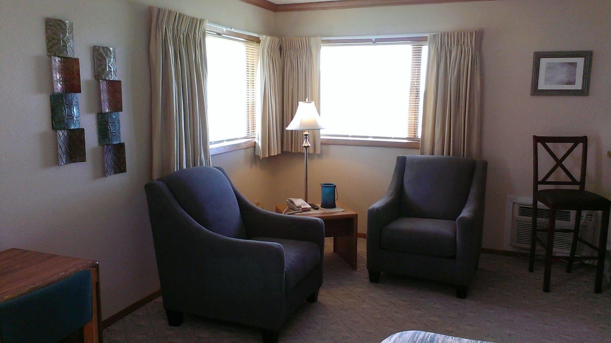 Econo Lodge - Valley City מראה חיצוני תמונה